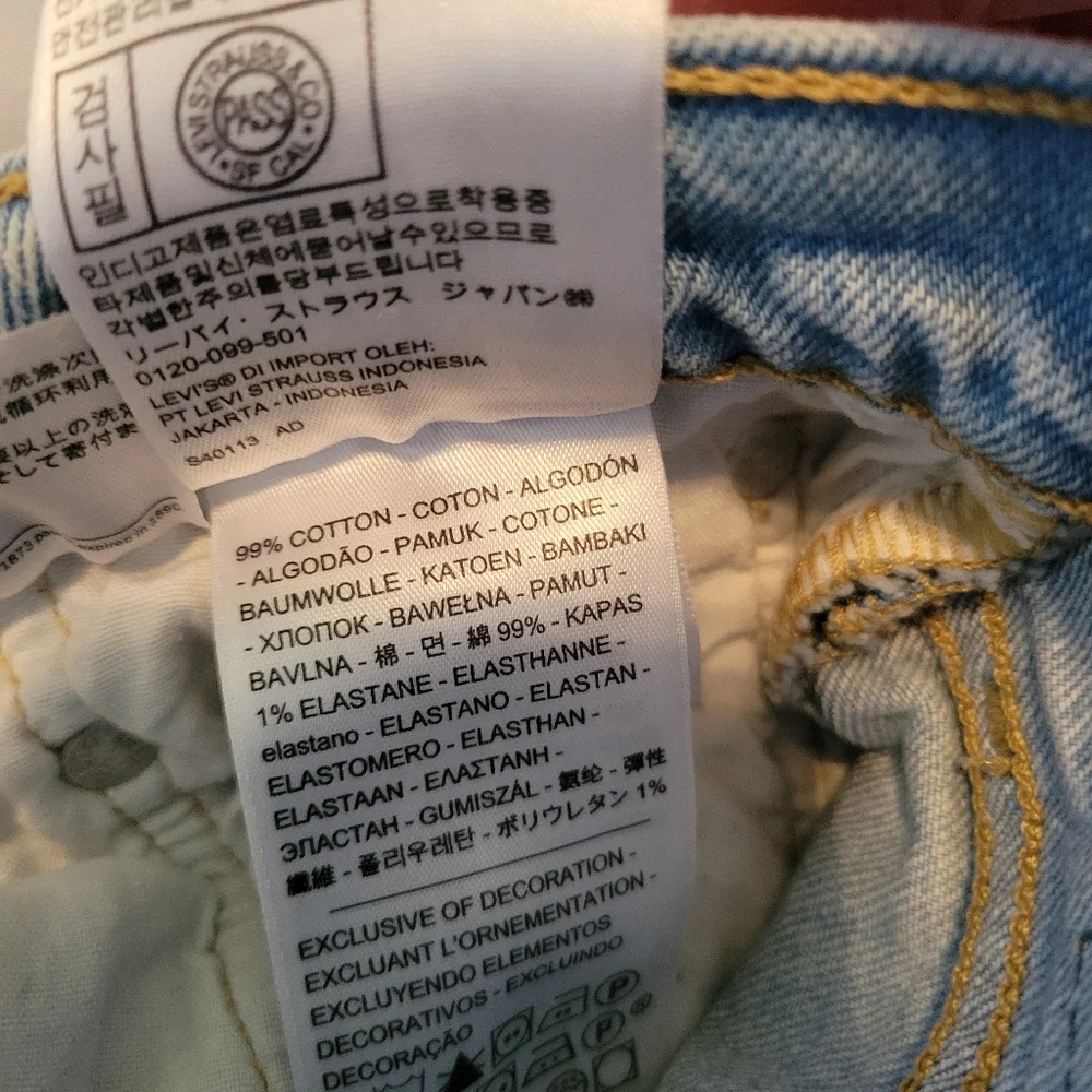 Levi's 501 Skinny Jeans Size 26 - Picture 9 of 11